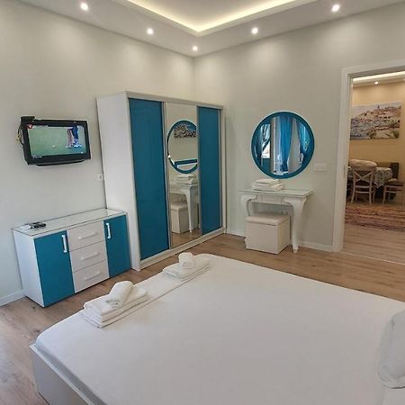 Апартамент Pink & Blue - 2Bdr With Balcony - Wi-Fi Varna Exterior foto