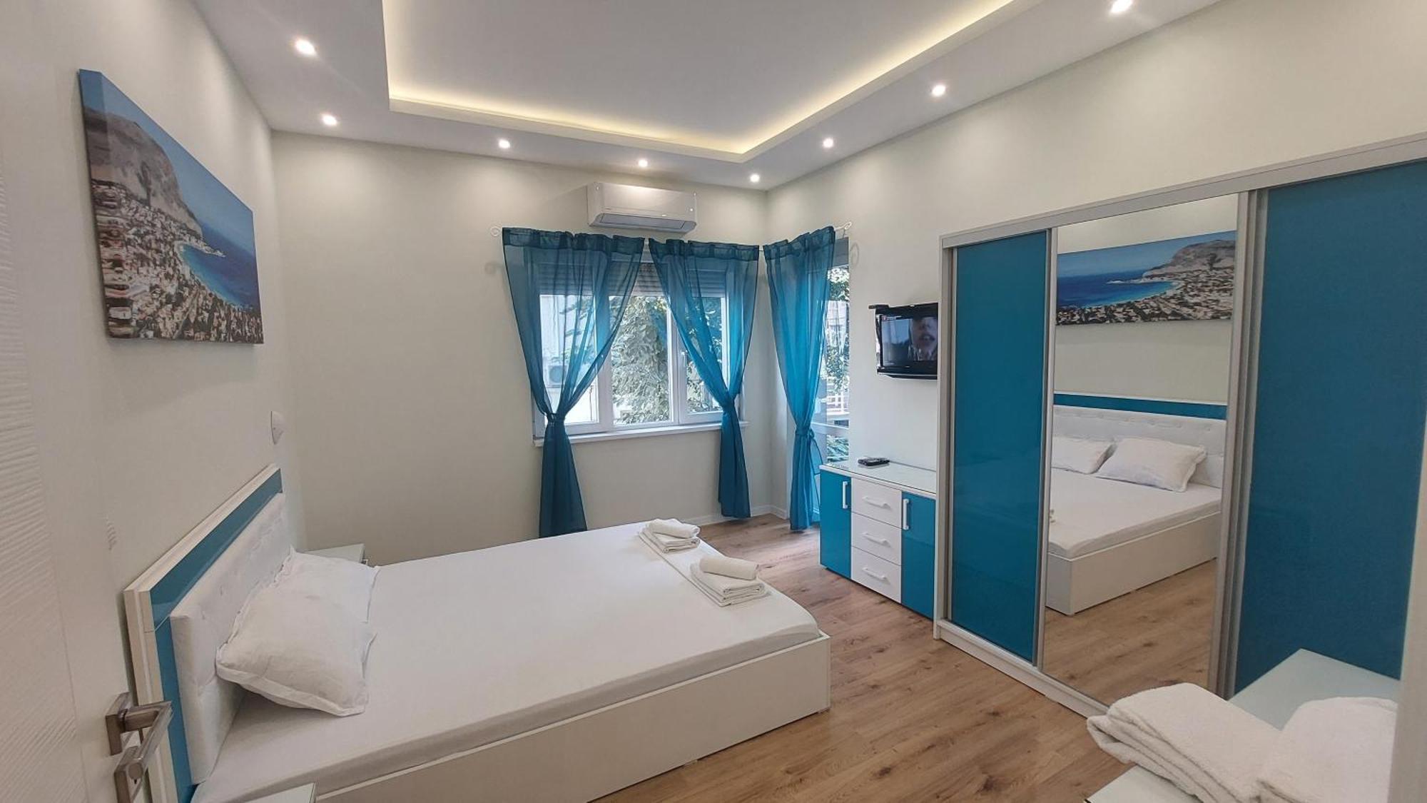 Апартамент Pink & Blue - 2Bdr With Balcony - Wi-Fi Varna Exterior foto